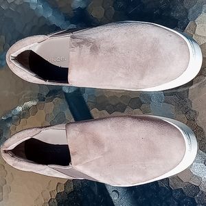 Vince Wilden slip-on platform sneaker size 10